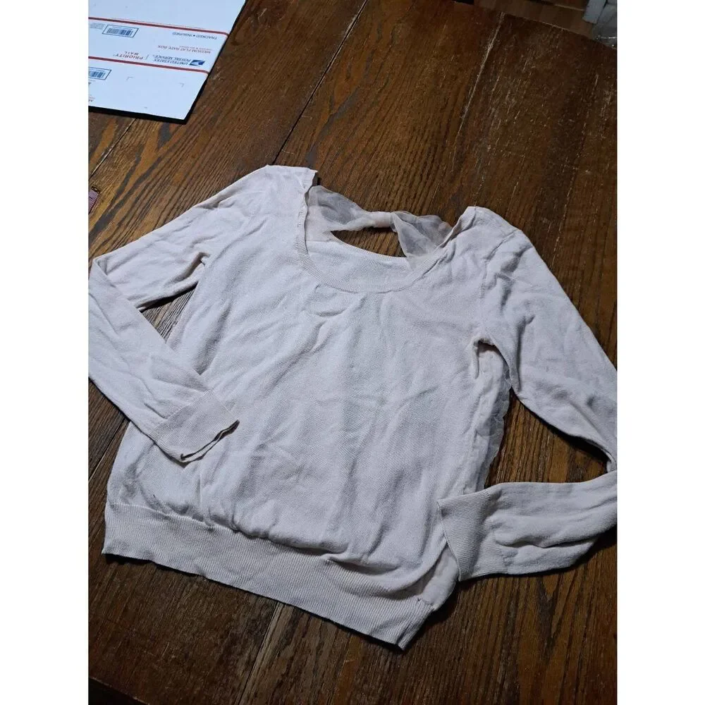 Medium Lauren Conrad Cream Ivory Long Sleeve Knit Pullover Bow Sweater